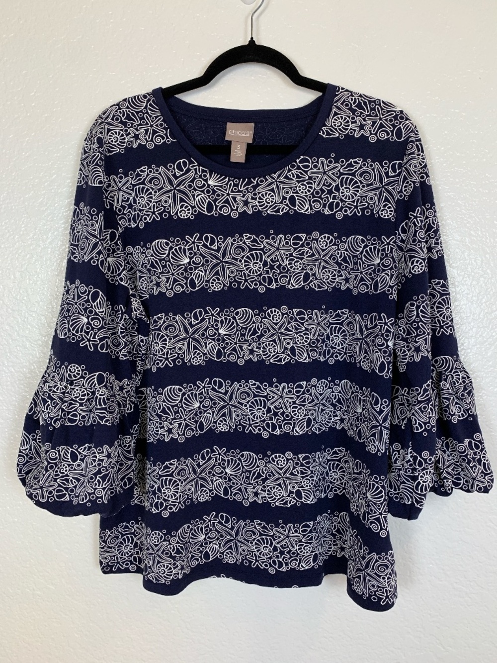 Chico's Seashell Stripes Top 3 = US Size XL /16 Bubble Sleeve Navy Blue Beachy